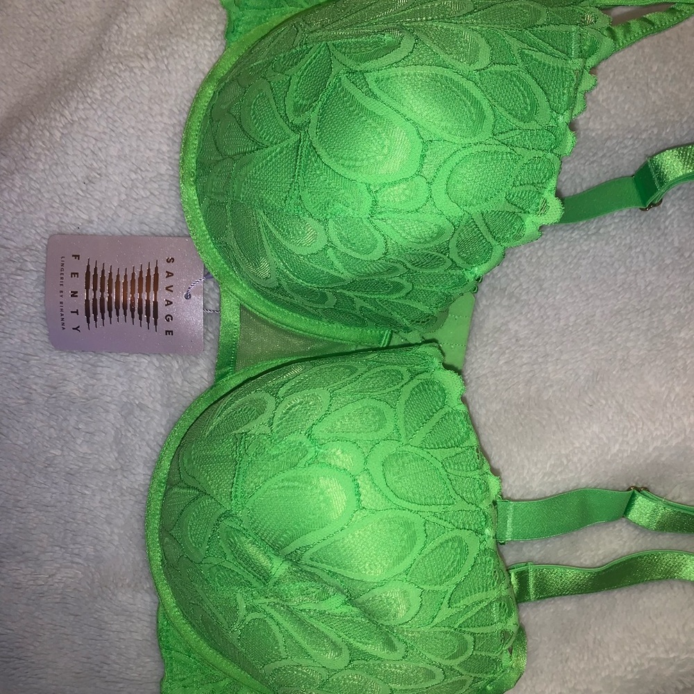 SAVAGE X FENTY LIME GREEN NWT BRA 40DDD